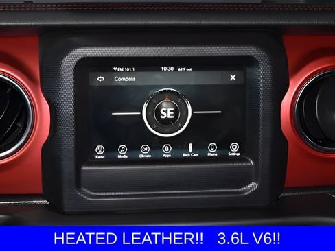 Used 2021 Jeep Wrangler Unlimited Rubicon w/ Dual Top Group AWD/4WD image 14
