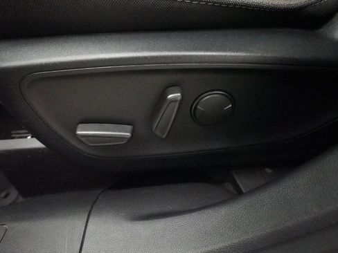 Used 2020 Ford Escape SE AWD/4WD image 28