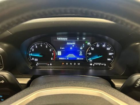 Used 2021 Ford Explorer XLT w/ Equipment Group 202A AWD/4WD image 32