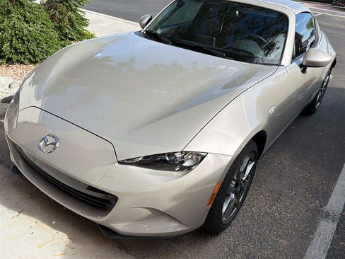 Used 2023 MAZDA MX-5 Miata Grand Touring w/ Weather Package RWD image 4