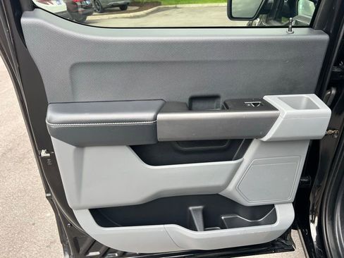 Used 2023 Ford F150 XLT image 19