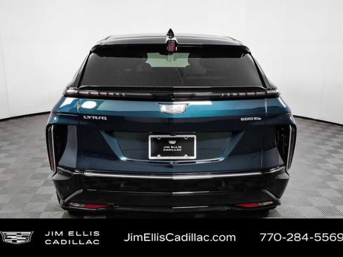Used 2025 Cadillac Lyriq Luxury AWD/4WD image 28