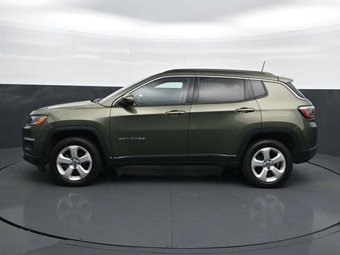 Used 2021 Jeep Compass Latitude AWD/4WD image 4