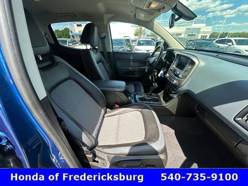 Used 2019 Chevrolet Colorado Z71 AWD/4WD image 28