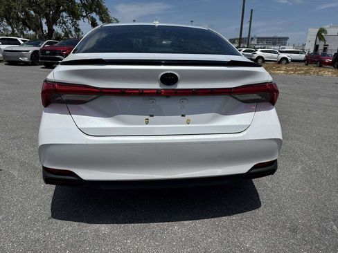 Used 2020 Toyota Avalon Limited FWD image 7