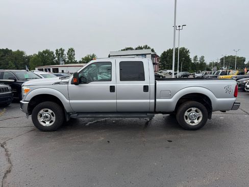 Used 2013 Ford F250 XLT AWD/4WD image 2