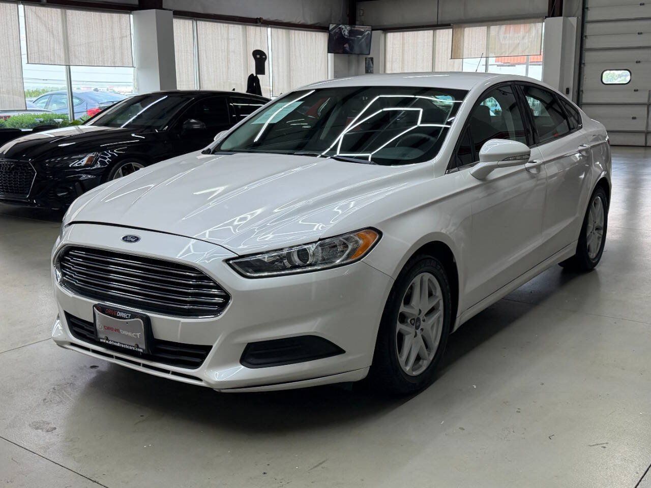 Used 2016 Ford Fusion SE FWD image 5