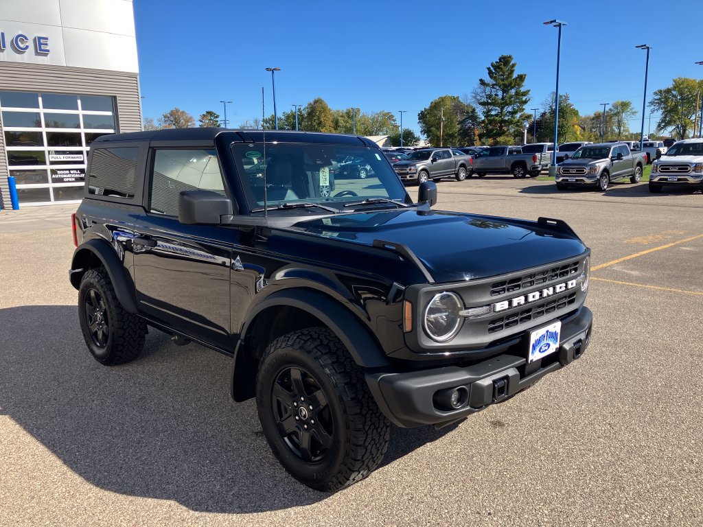 Used 2024 Ford Bronco Black Diamond AWD/4WD image 4