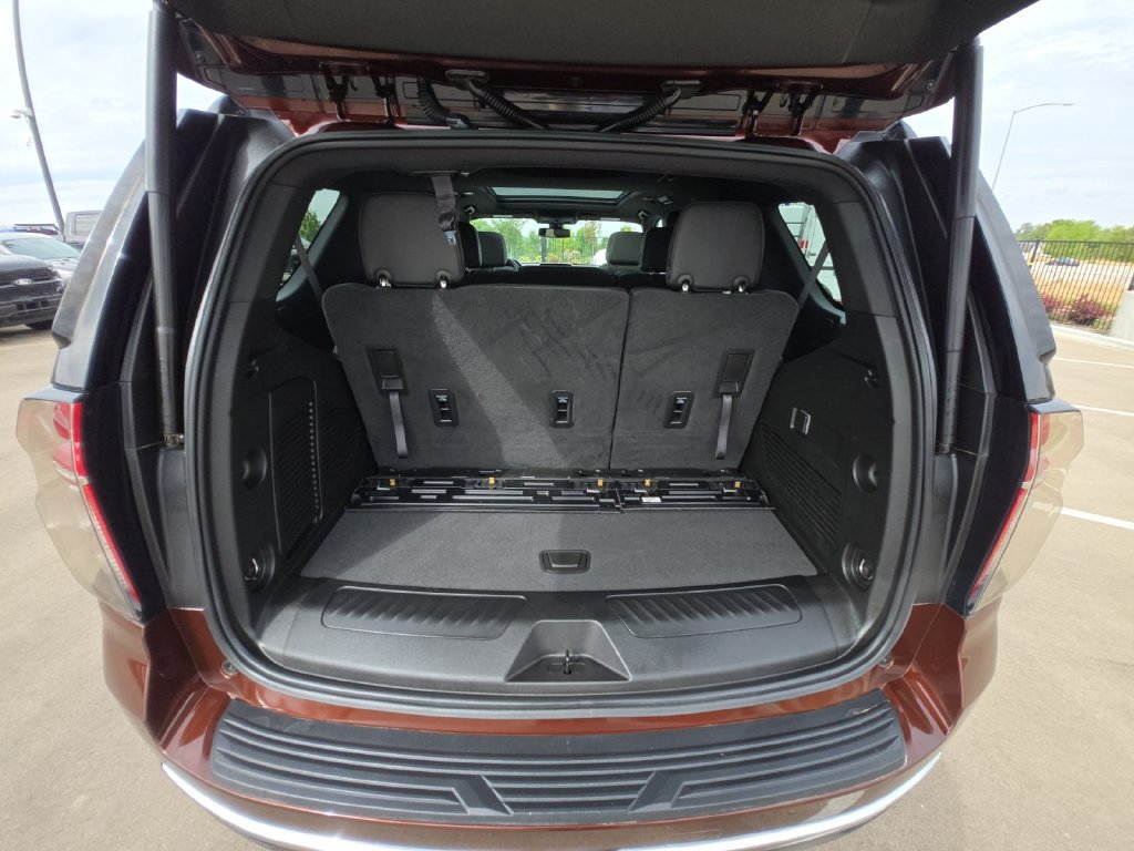 Used 2022 Chevrolet Tahoe LT AWD/4WD image 23