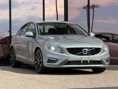 Used 2017 Volvo S60 T5 Dynamic w/ Vision Package image 19
