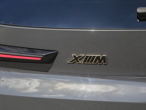 Certified 2023 BMW XM w/ M Driver's Package AWD/4WD image 7