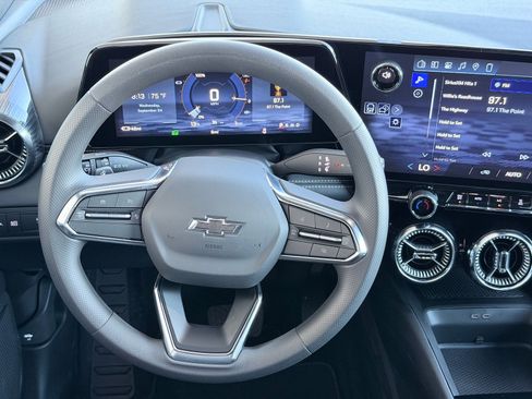 New 2026 Chevrolet Blazer EV LT w/ Midnight/Sport Edition FWD image 12