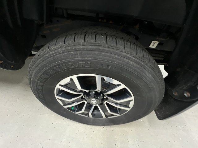 Certified 2022 Toyota Tacoma TRD Sport AWD/4WD image 31