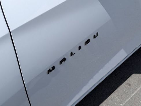 Used 2021 Chevrolet Malibu RS image 18