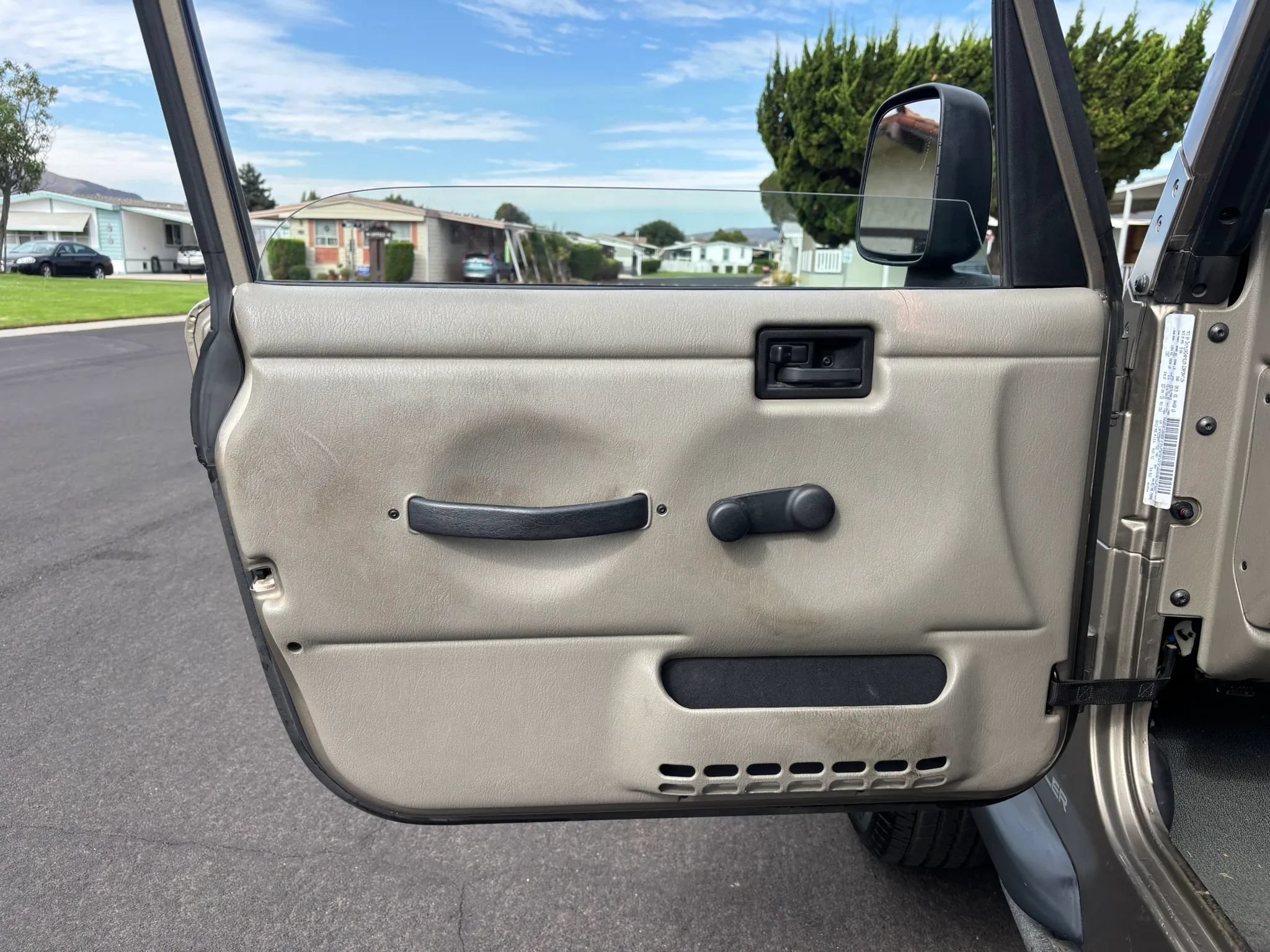 Used 2004 Jeep Wrangler X w/ Convenience Group AWD/4WD image 12