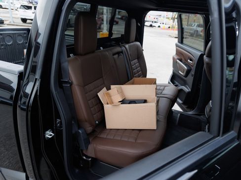 Used 2023 Nissan Titan Platinum Reserve w/ Moonroof Package image 51