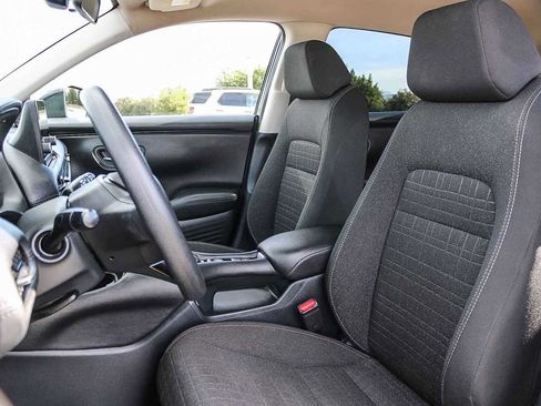 Certified 2023 Honda HR-V LX image 17