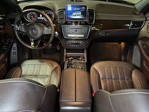 Used 2018 Mercedes-Benz GLS 450 4MATIC image 42