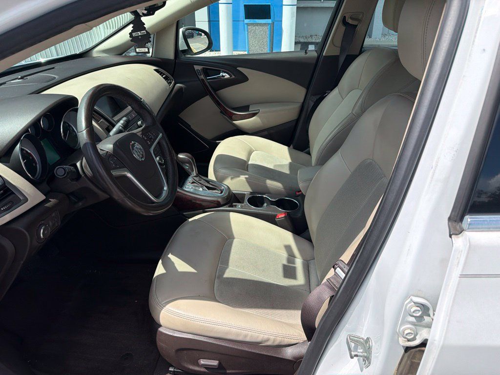 Used 2014 Buick Verano Convenience FWD image 7