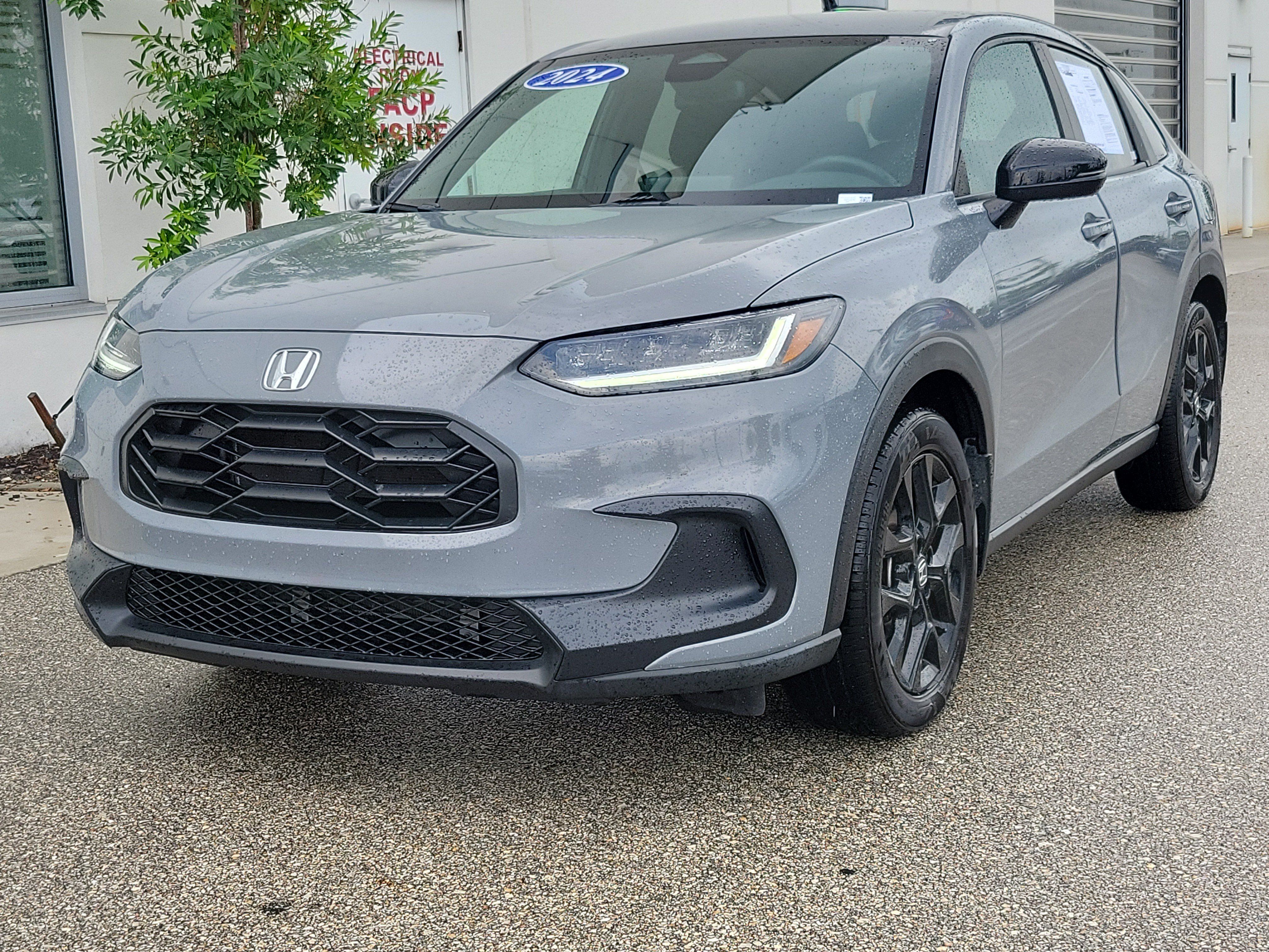 Used 2024 Honda HR-V Sport image 3