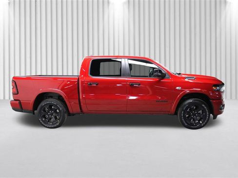 New 2026 RAM 1500 4x4 Crew Cab image 2