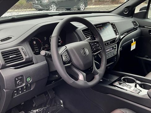 New 2026 Honda Ridgeline Black Edition image 10