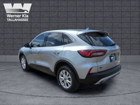 Used 2024 Ford Escape Active image 7