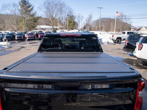 Used 2022 Chevrolet Silverado 1500 LT Trail Boss w/ Bed Protection Package image 6
