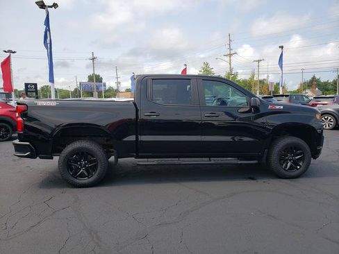 Used 2021 Chevrolet Silverado 1500 Custom Trail Boss AWD/4WD image 8