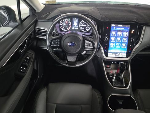 Certified 2025 Subaru Outback Onyx Edition image 31