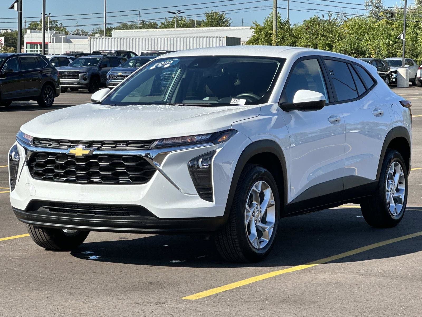 Certified 2024 Chevrolet Trax LS w/ LS Convenience Package FWD image 6
