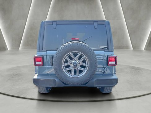 Used 2026 Jeep Wrangler Unlimited Sport AWD/4WD image 6
