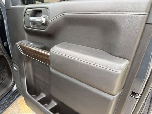 Used 2022 Chevrolet Silverado 1500 RST w/ Texas Edition Plus image 26