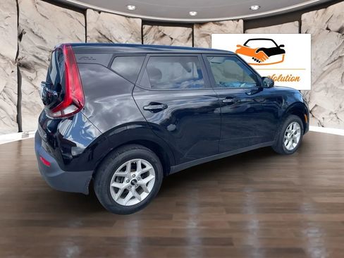 Used 2020 Kia Soul S FWD image 7