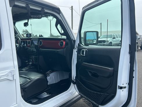 Used 2018 Jeep Wrangler Unlimited Rubicon w/ Steel Bumper Group AWD/4WD image 26