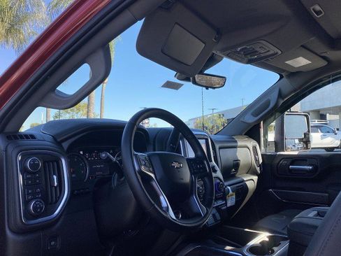 Used 2022 Chevrolet Silverado 2500 LTZ w/ LTZ Premium Package image 10