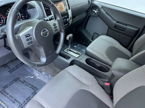 Used 2015 Nissan Xterra S w/ Value Package RWD image 10