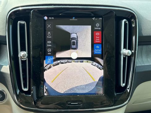 New 2026 Volvo XC40 B5 Ultra w/ Climate Package image 22