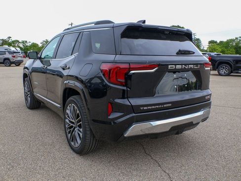 New 2026 GMC Terrain Denali AWD/4WD image 32