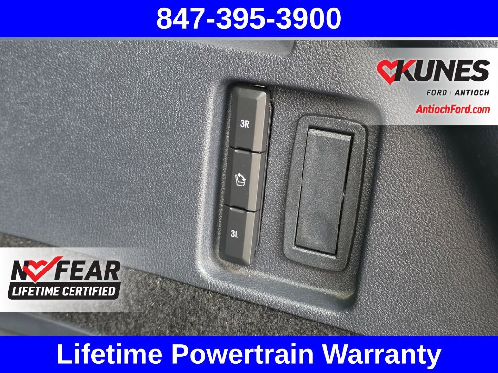 Used 2025 Lincoln Aviator AWD image 33