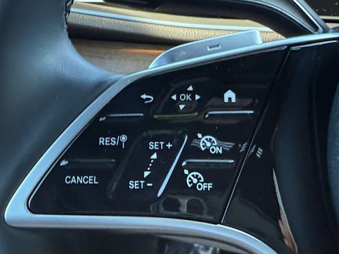 Certified 2024 Mercedes-Benz GLE 350 4MATIC image 23