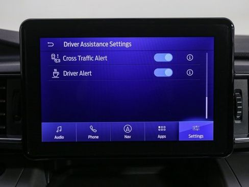 Used 2022 Ford Explorer XLT w/ Equipment Group 202A image 27