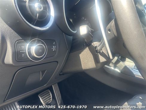 Used 2018 Alfa Romeo Stelvio Sport w/ Quick Order Package 22J Sport AWD/4WD image 25