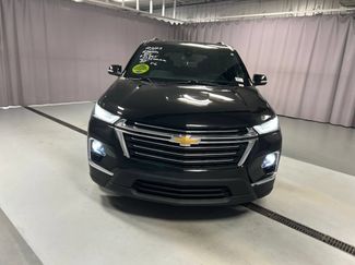 Used 2023 Chevrolet Traverse LT FWD video 2