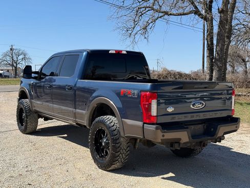 Used 2017 Ford F250 King Ranch w/ King Ranch Ultimate Package image 5