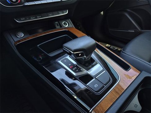 Used 2023 Audi Q5 2.0T Premium Plus w/ Premium Plus Package image 16