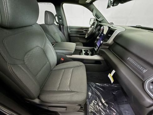 New 2026 RAM 1500 4x4 Crew Cab image 23