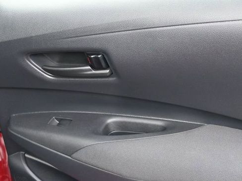 Used 2025 Toyota Corolla LE FWD image 31