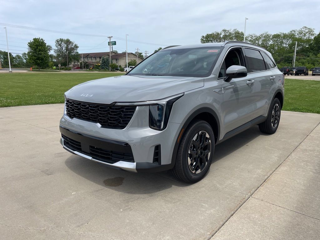 New 2026 Kia Sorento S AWD/4WD image 2