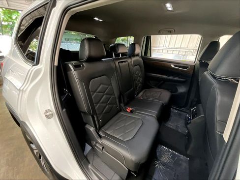 New 2026 Volkswagen Atlas SE image 26